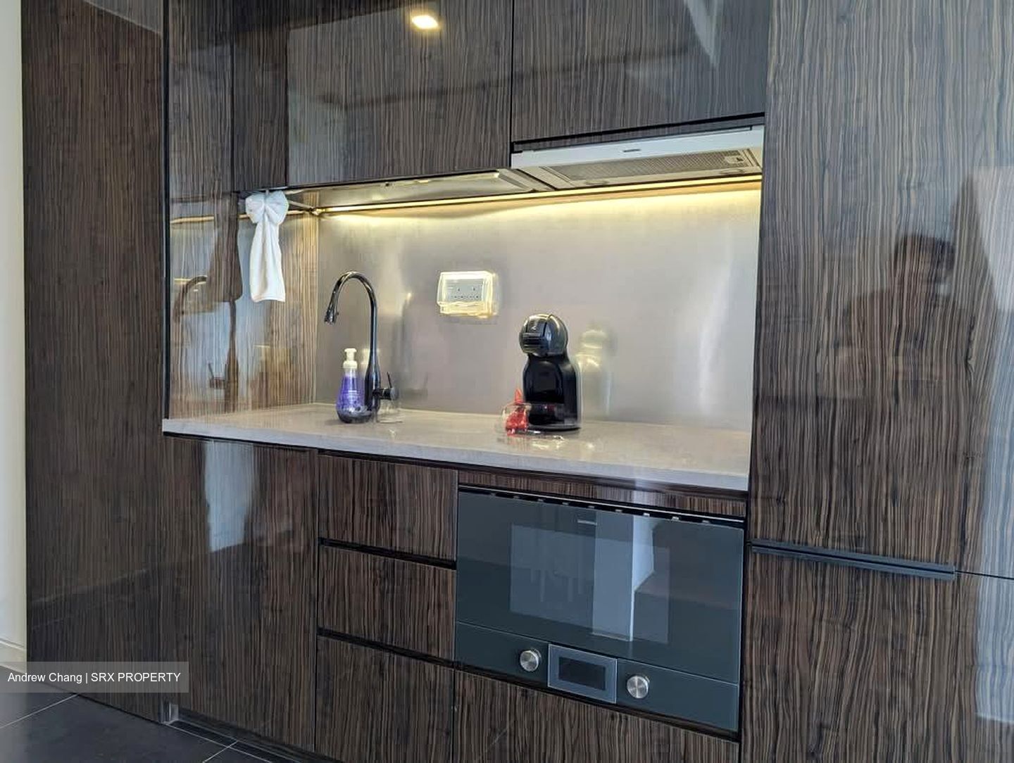 Fulcrum (D15), Condominium #565781181